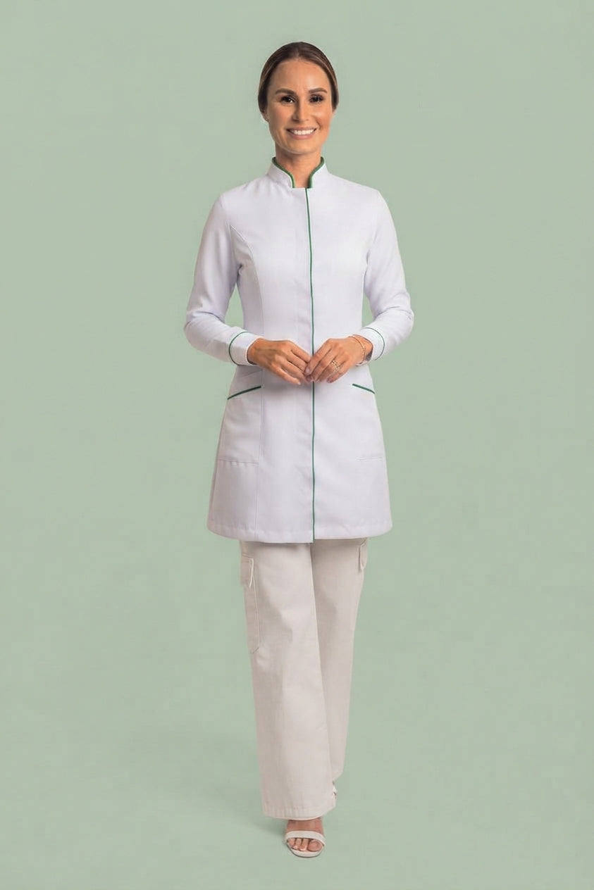 Jaleco Feminino Gola Padre com Detalhes em Verde