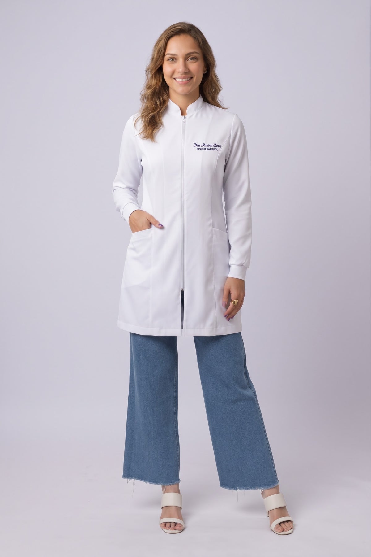 Jaleco Feminino Slim Gola Padre com Zíper